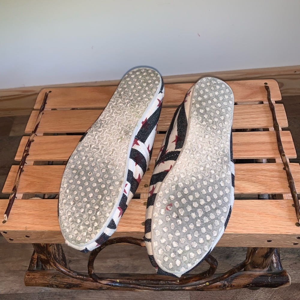 Toms stars patriotic canvas slip on shoes size 9 - Picture 4 of 6